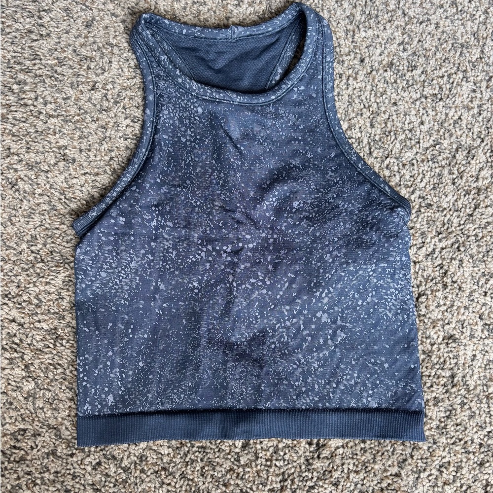 Lululemon tank size 4